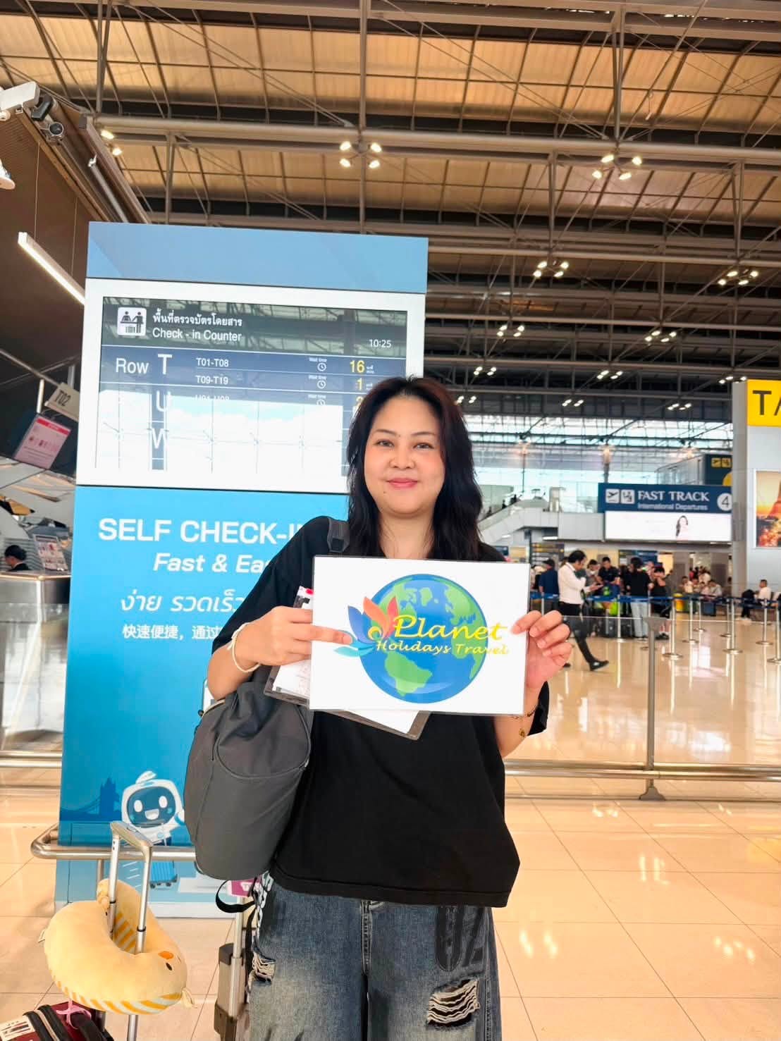 MVL-HKG02-EK : 15- 17  กรกฎาคม 2569ฮ่องกงมูจัดหนัก 9วัดดัง สักการะ องค์แชกง องค์เก่าแก่600ปี 3วัน2คืน
