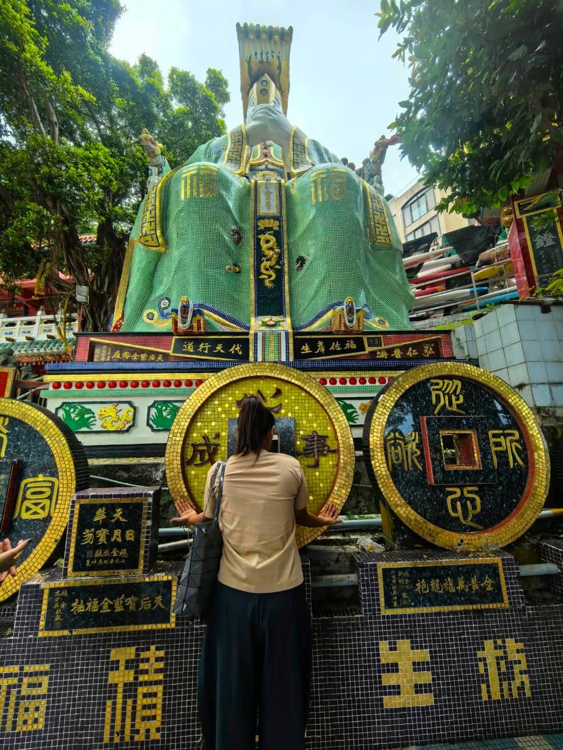UPDATE TRIP : MVL-HKG041-HX : 12–15 AUG 2026
ฮ่องกง 8 เซียน | รวมกระเช้านองปิง 360 | ช้อปปิ้งวัน FREEDAY
