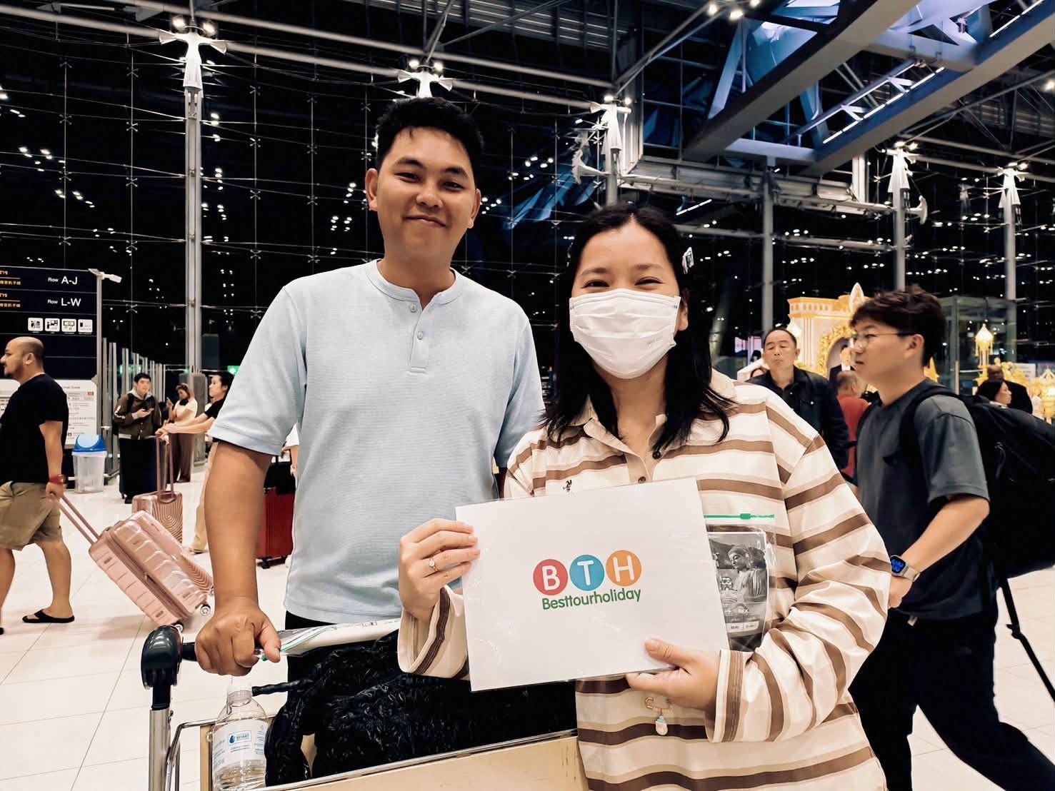 MVL-HKG041-HX : 26-29 JULY 2026  ฮ่องกง  8 เซียน รวมขึ้นกระเช้านองปิง 360 ช้อปปิ้งวัน FREEDAY