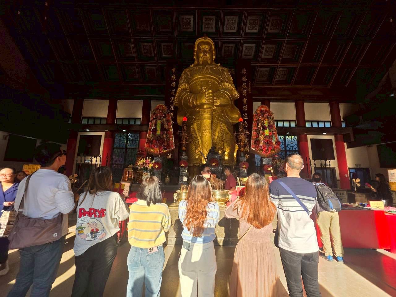 MVL-HKG02-HX : ฮ่องกง มูเสริมพลังไหว้พระ 6วัด FREEDAY 1วัน 4วัน 2คืน